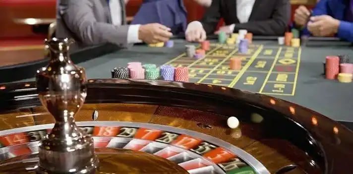 innwa8 one Sportsbook ဘောလုံးပွဲ Odds စစ်ဆေးနေသောကစားသမား